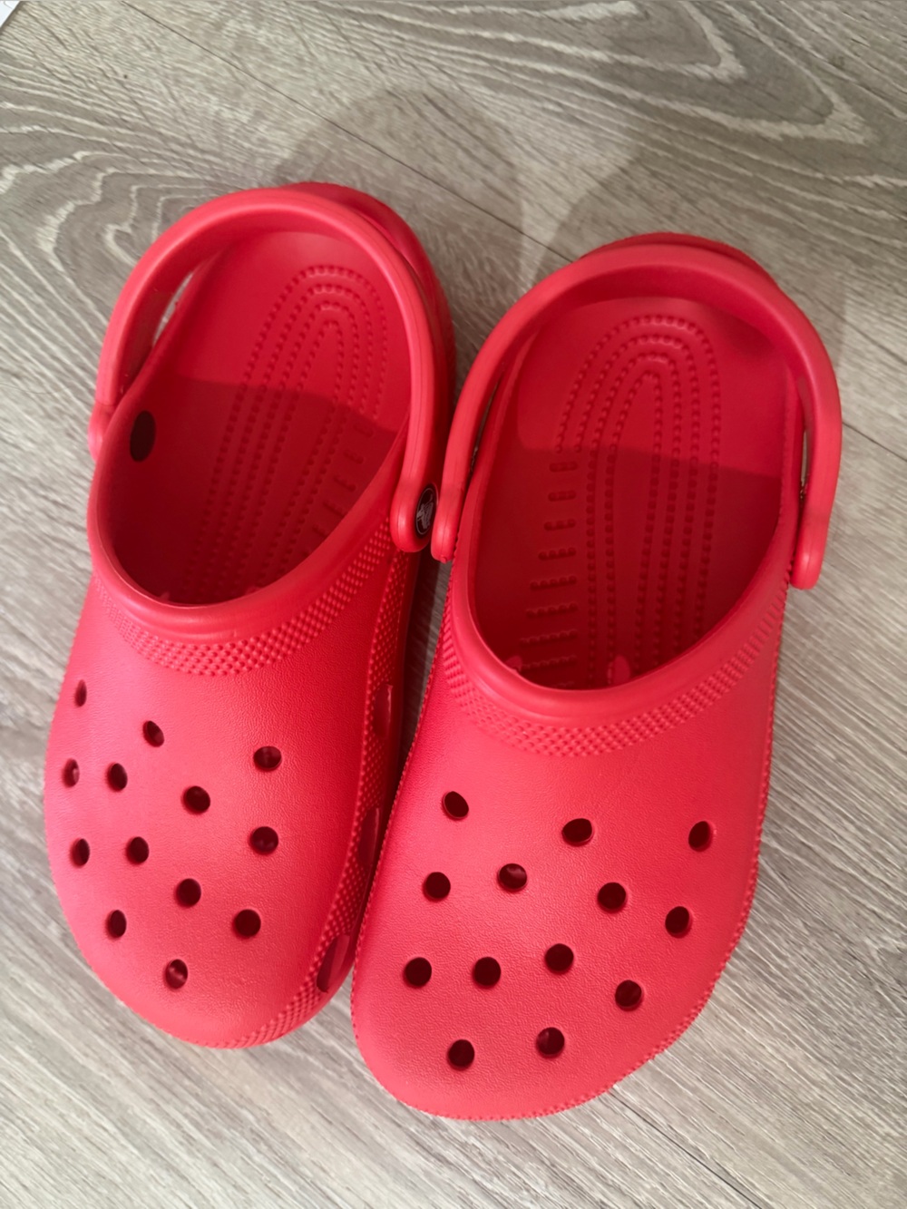 CROCS Classic Red Kids Clogs with Heel Strap